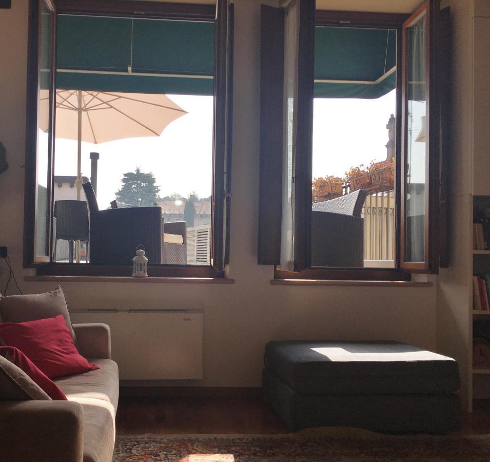Casa Elisabetta Διαμέρισμα Πεσκιέρα ντελ Γκάρντα Εξωτερικό φωτογραφία