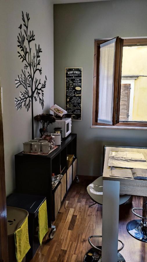 Casa Elisabetta Διαμέρισμα Πεσκιέρα ντελ Γκάρντα Εξωτερικό φωτογραφία