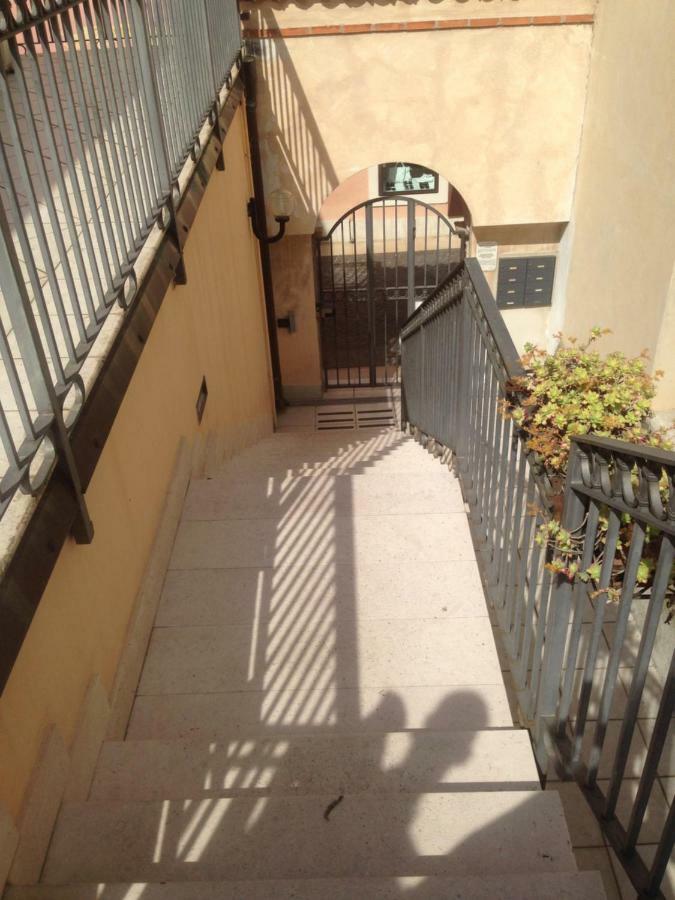 Casa Elisabetta Διαμέρισμα Πεσκιέρα ντελ Γκάρντα Εξωτερικό φωτογραφία